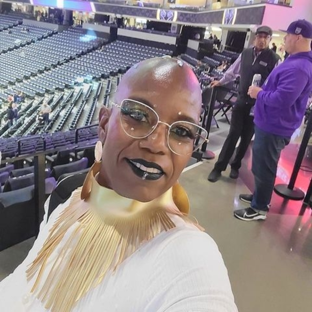 Meet your Posher, Ros